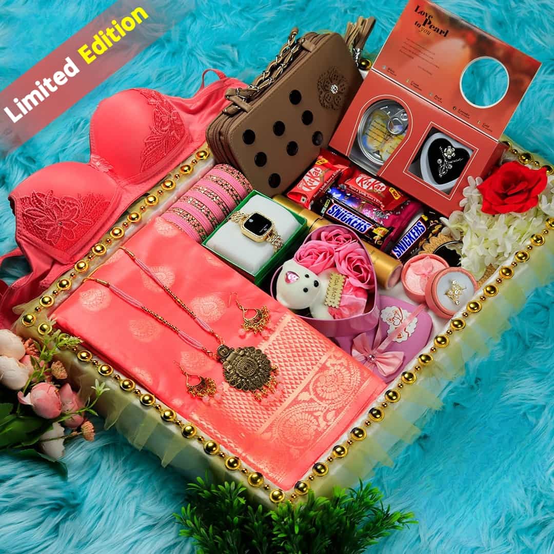 প্রিমিয়াম পিঙ্ক কাতান শাড়ি